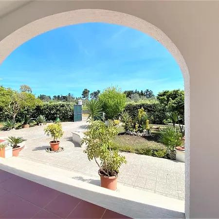 Maestrale Villa Roca