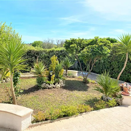 Maestrale Villa Roca